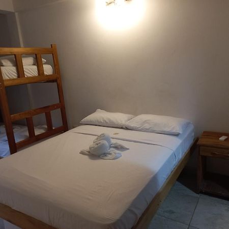 El Leon Feliz Palomino Hotel Екстериор снимка