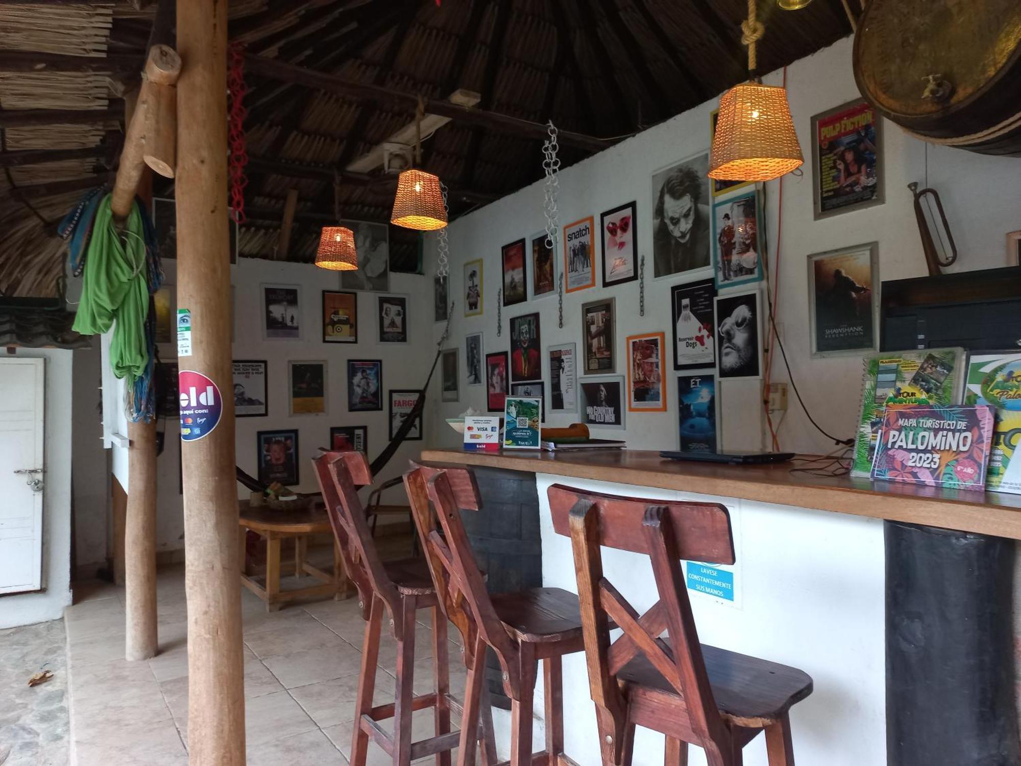 El Leon Feliz Palomino Hotel Екстериор снимка