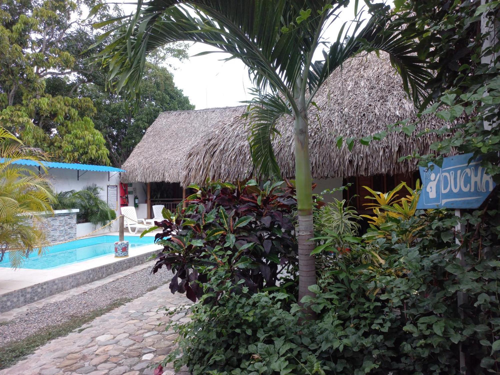El Leon Feliz Palomino Hotel Екстериор снимка
