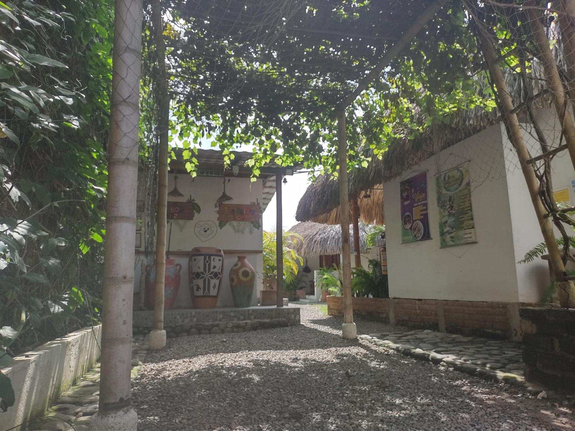 El Leon Feliz Palomino Hotel Екстериор снимка